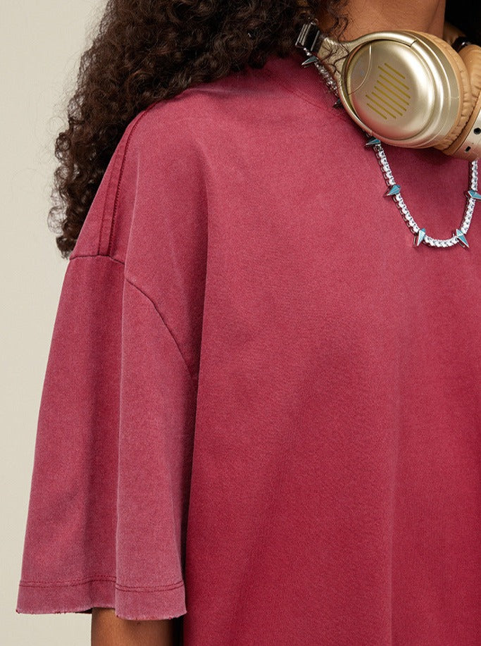 Modisches rotes Kurzarmhemd mit Farbverlauf im Used-Look