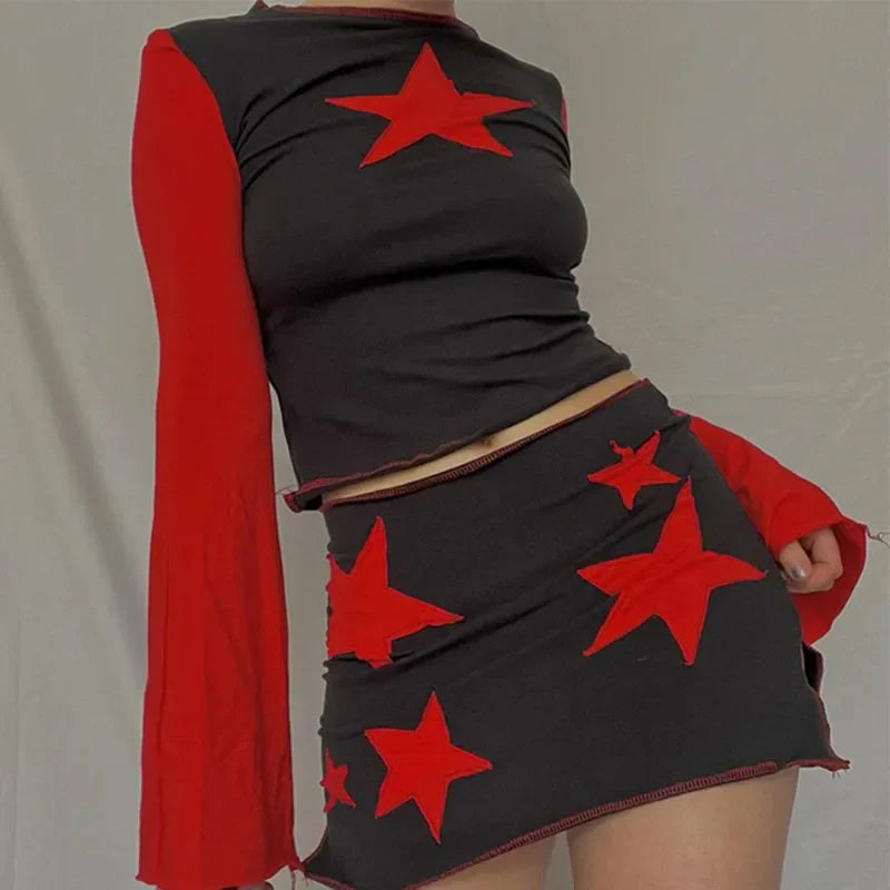 Akira | Cropped pentagramm-top mit ausgestellten ärmeln