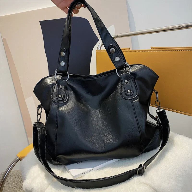 Willie™ | Elegante Umhängetasche aus weichem Leder