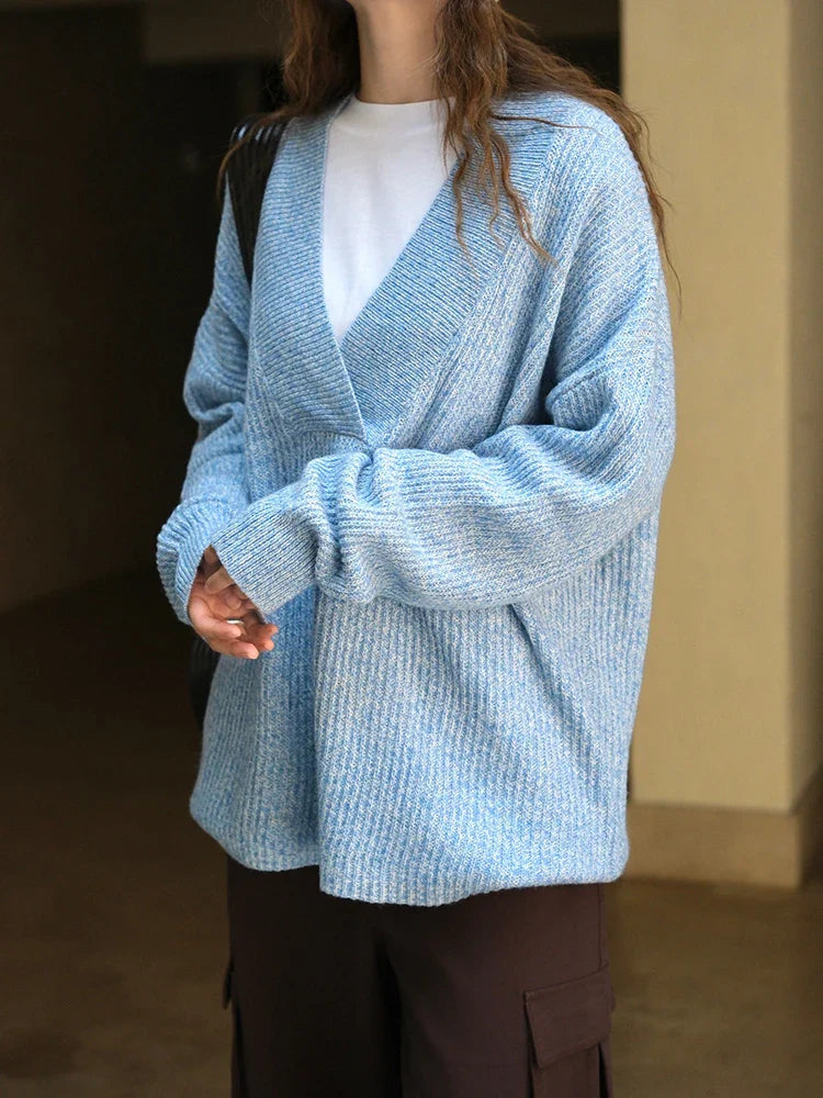 Via | Stilvoller Wollpullover mit V-Ausschnitt für Damen