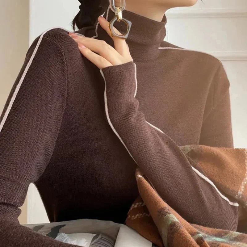 Raylyn™ | Weicher Strickrollkragenpullover mit Kontraststreifen
