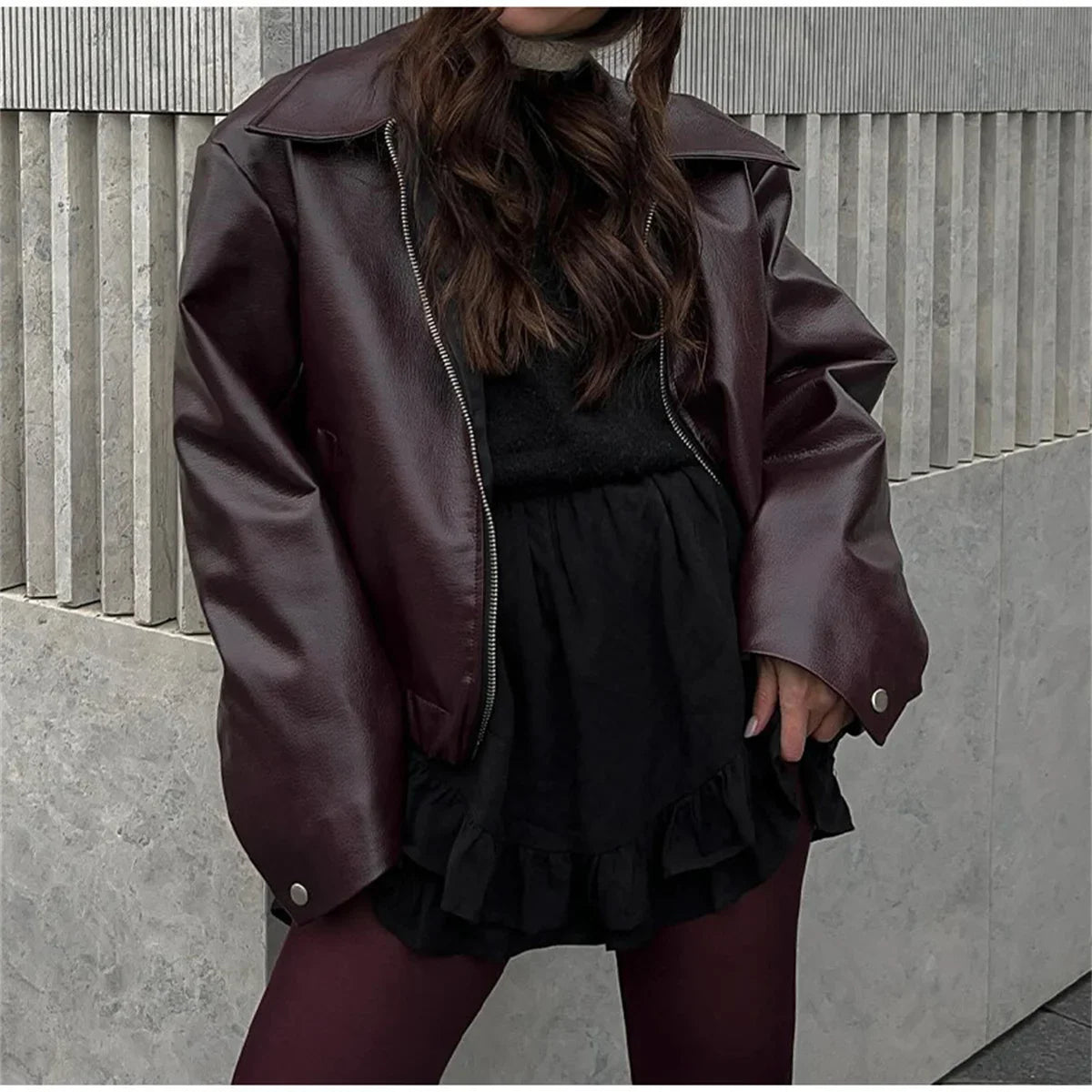Tala | Damen Lederjacke mit Reverskragen und Reißverschluss