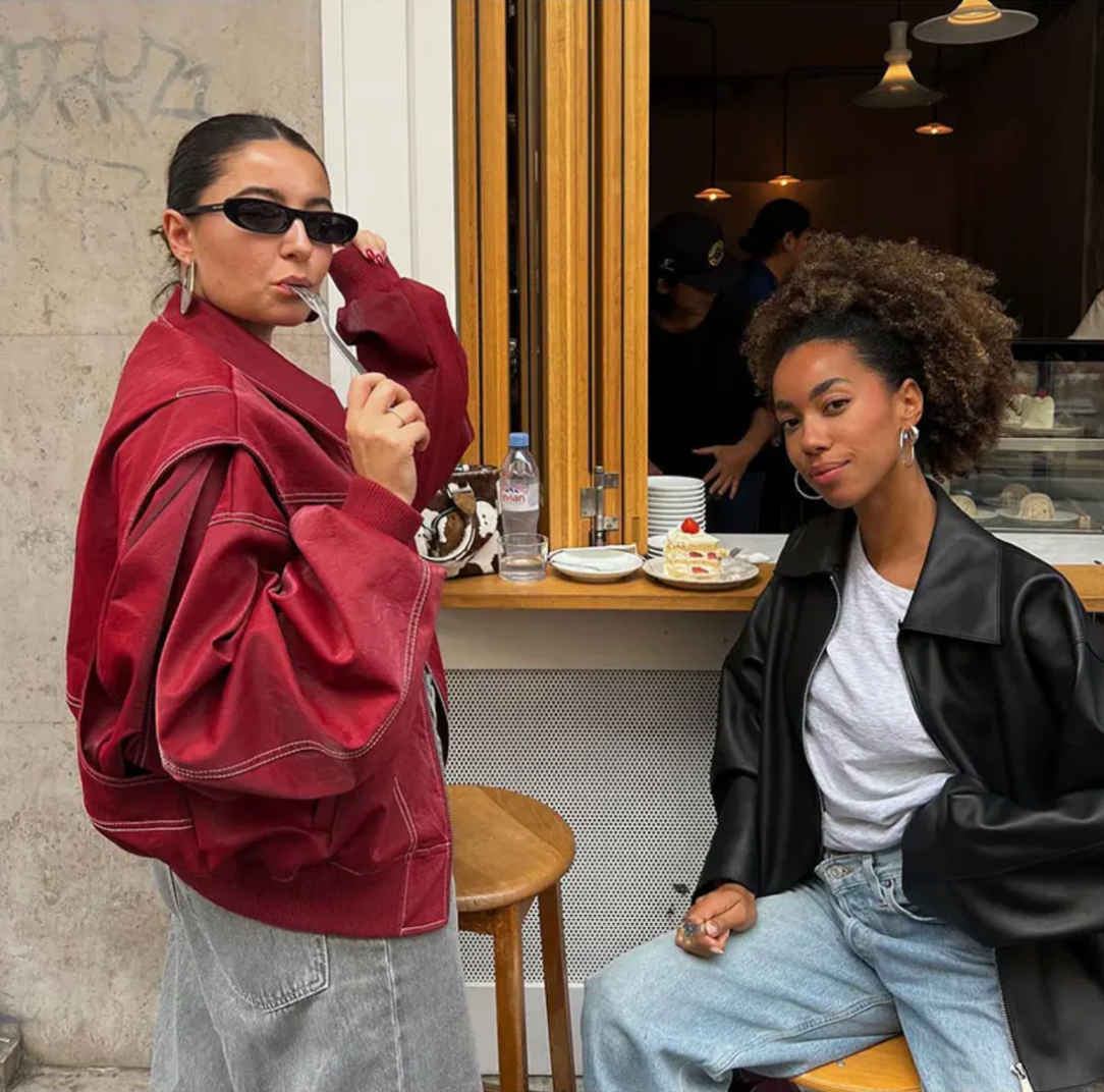 Agnes™ | Oversized Leder-Bomberjacke mit Kontrastnähten