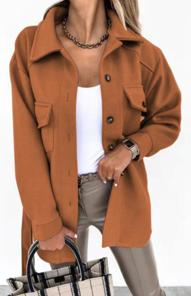 Übergroße, locker sitzende Button-Up Jacke für Frauen