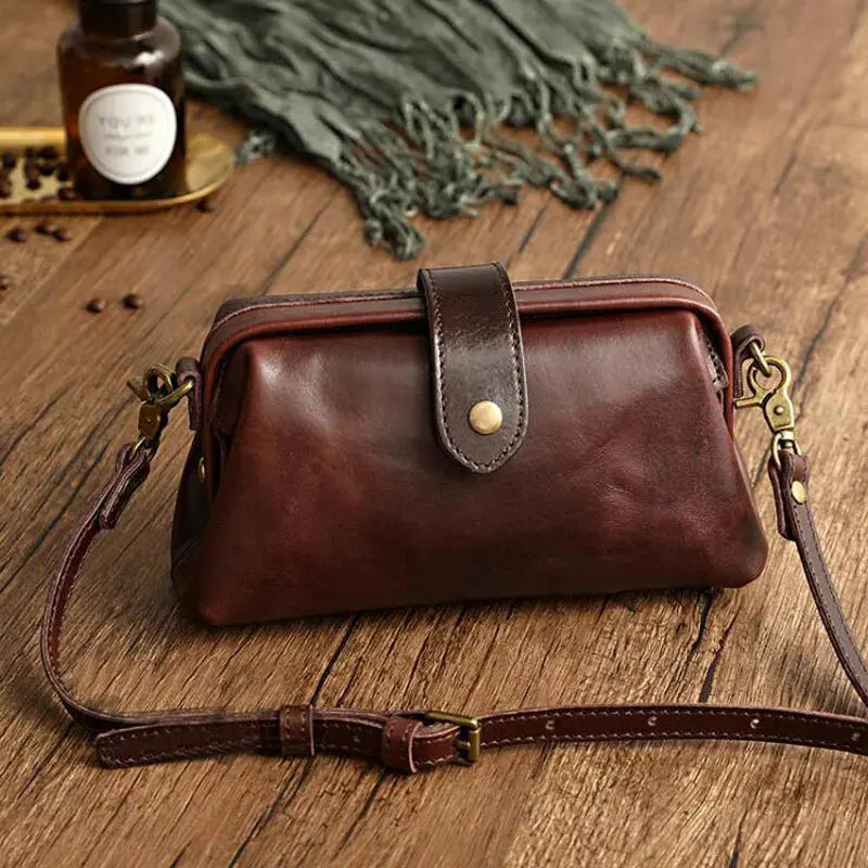 Velissas Zeitloser Charme | Einzigartige Damenhandtasche