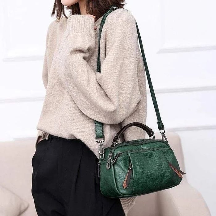 Handgefertigte Tasche aus Weichem Leder mit Mehreren Taschen
