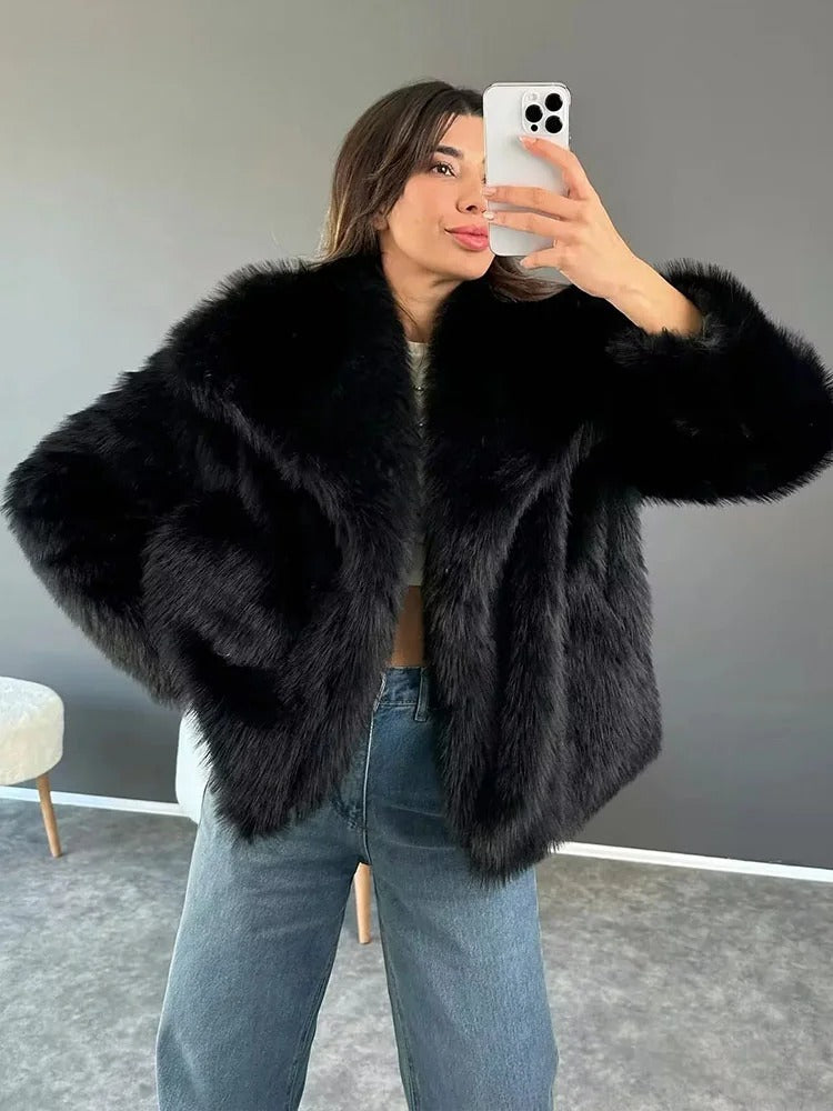 Adelina | Eleganter, ultraweicher, dicker, handgewebter Wollmantel