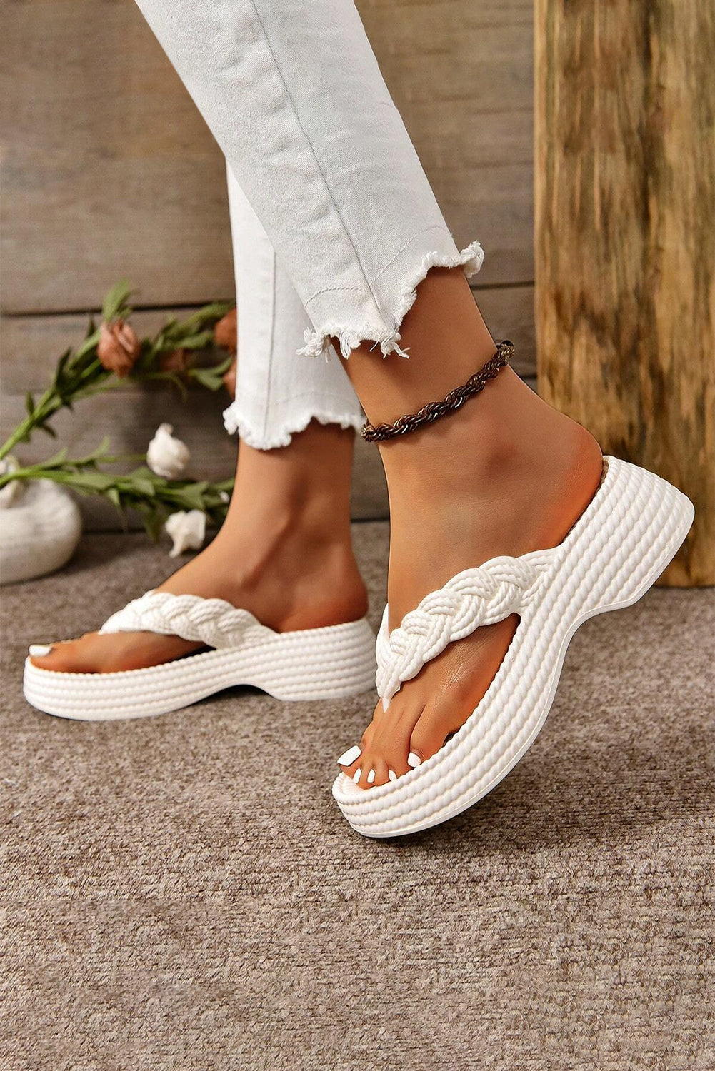 Weiße Geflochtene Flip-Flops mit dicker Sohle Für Frauen