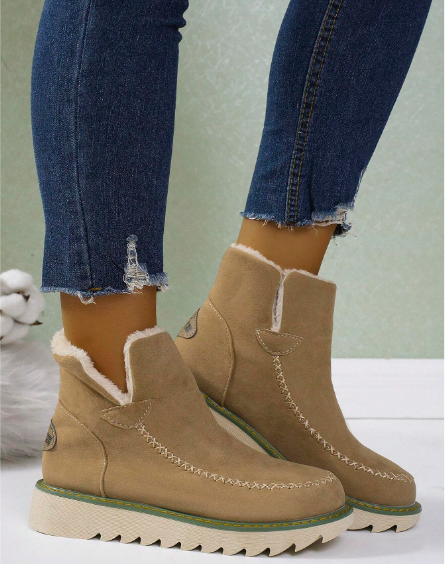 Niran | Bequeme Winterstiefel aus Wolle mittelhoch und elegant