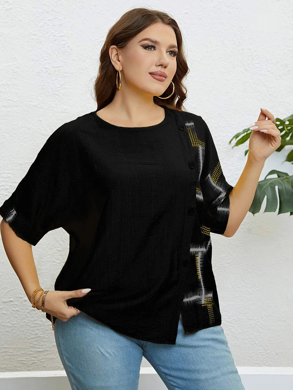 Bedrucktes Sommer-T-Shirt mit Knopfleiste – Lina