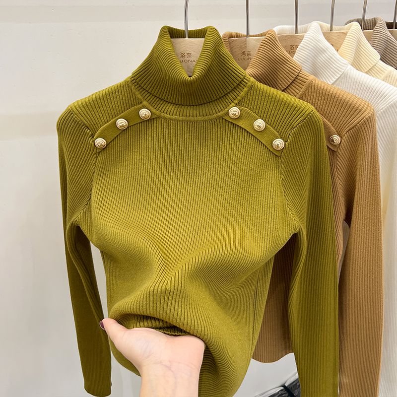 Tilia™ | Gerippter Rollkragenpullover mit Knopfleiste
