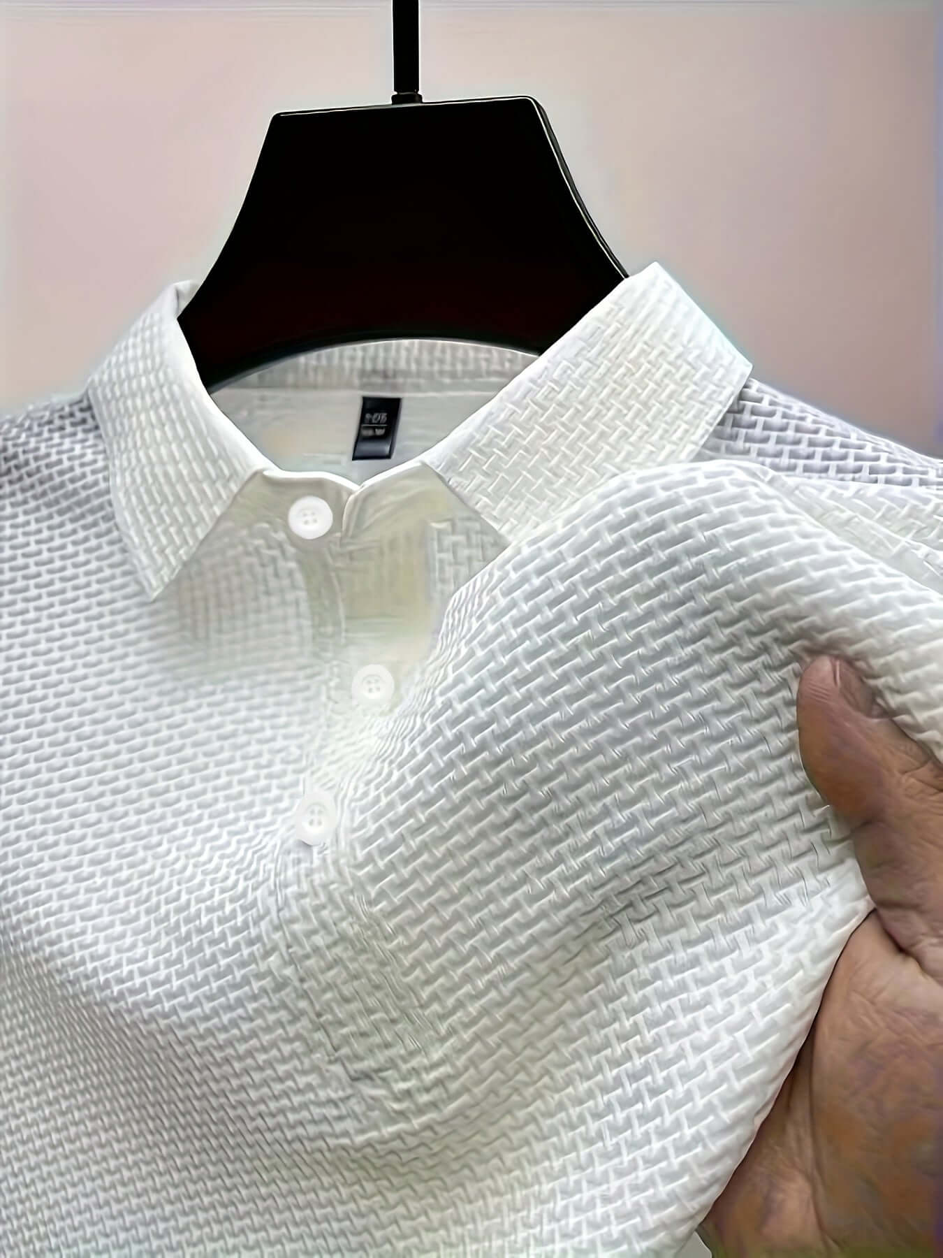 Sportliches Kurzarm-Shirt mit Knopfverschluss