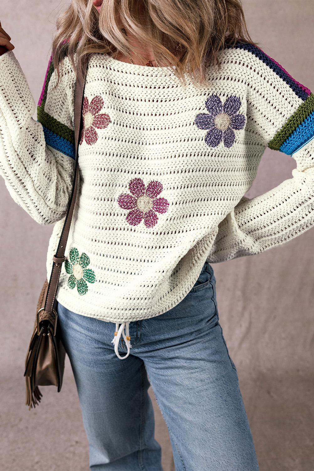 Weißer Strickpullover Mit Gänseblümchenmuster Für Frauen