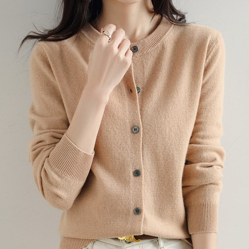 Magalena | Strickjacke für Frauen