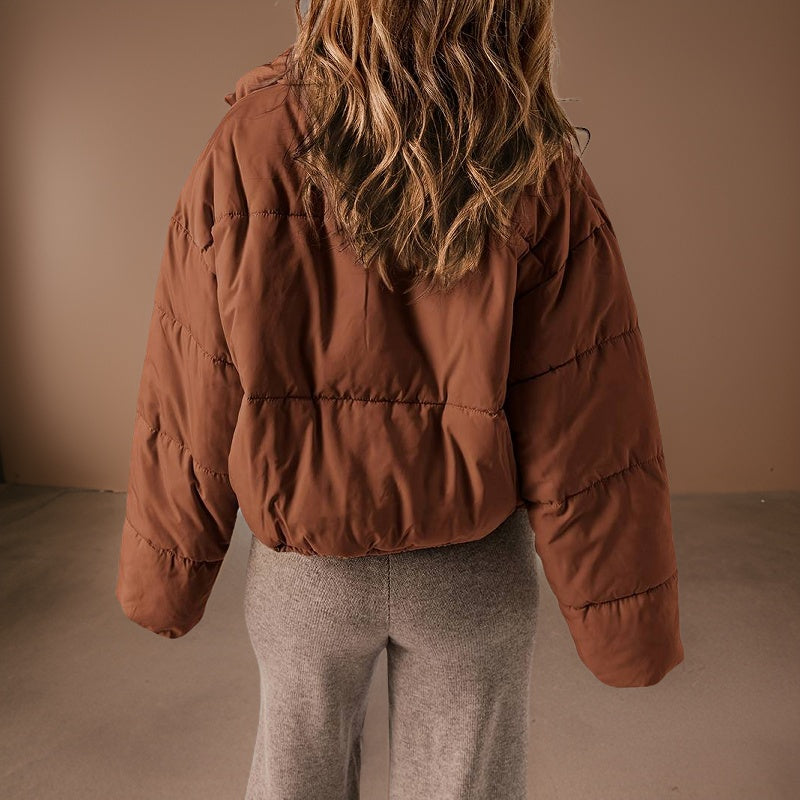 Einfarbige Steppjacke für Frauen